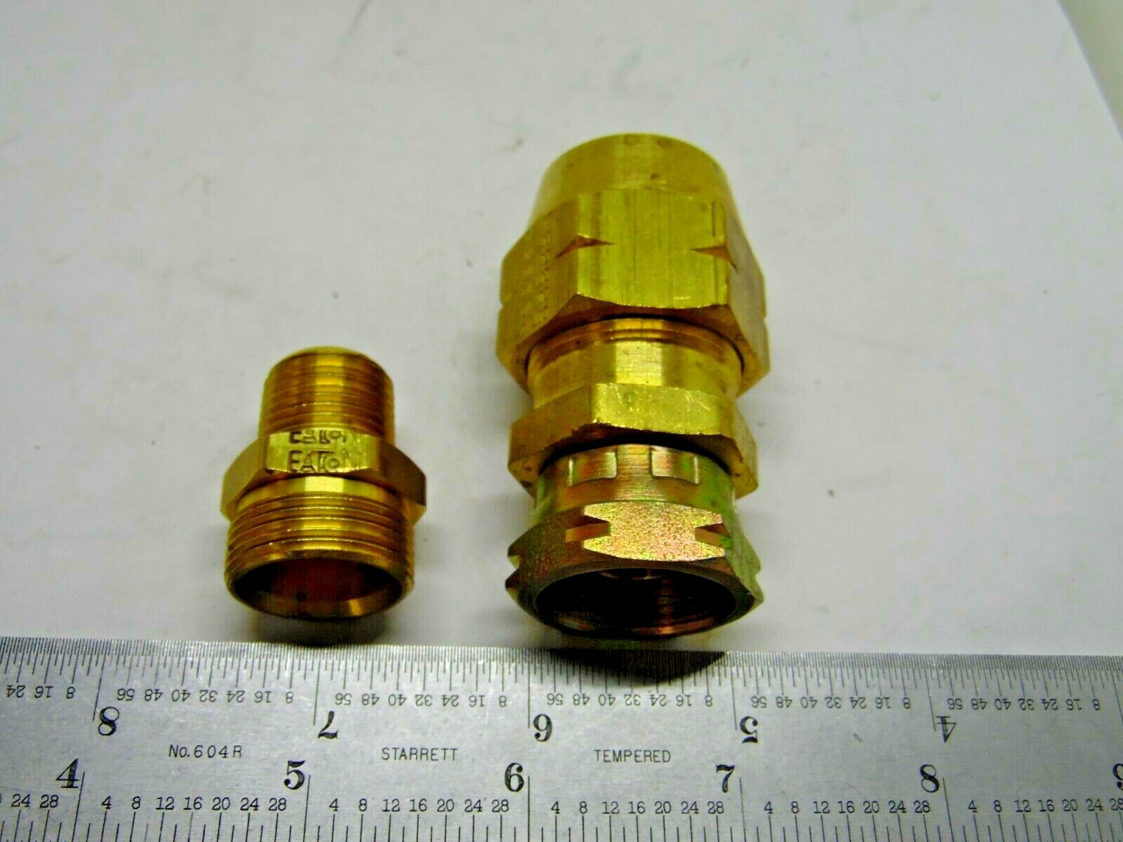 33808BY86 EATON AIR BRAKE HOSE 1/2 x 3/8 Female Connector 927886