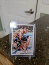 Tony Ferguson 2011 Topps UFC Moment Of Truth Base RC #16 Debut Corner Damage