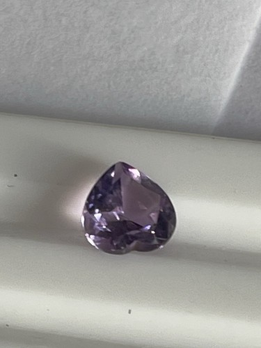 loose amethyst gemstone 0.74 Carat - Picture 2 of 3