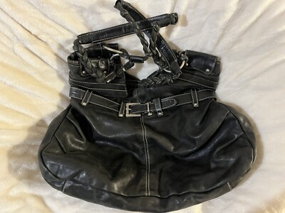danier leather black shoulder bag womens zip up purse 
