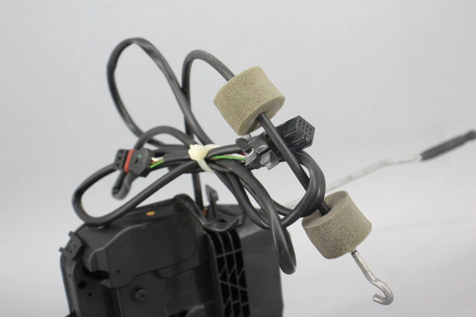 ✅ 06-11 Mercedes W219 CLS500 CLS55 AMG Front Left Door Lock Latch Actuator OEM - Image 2 of 4