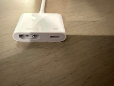 Apple Lightning to HDMI Digital AV Adapter - MD826AM/A A1438