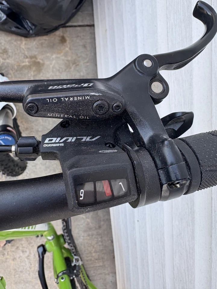 Esta es una bicicleta impresionante, un cuadro de aluminio triple tope Jamis T6, 7005 Foto 3 de 4