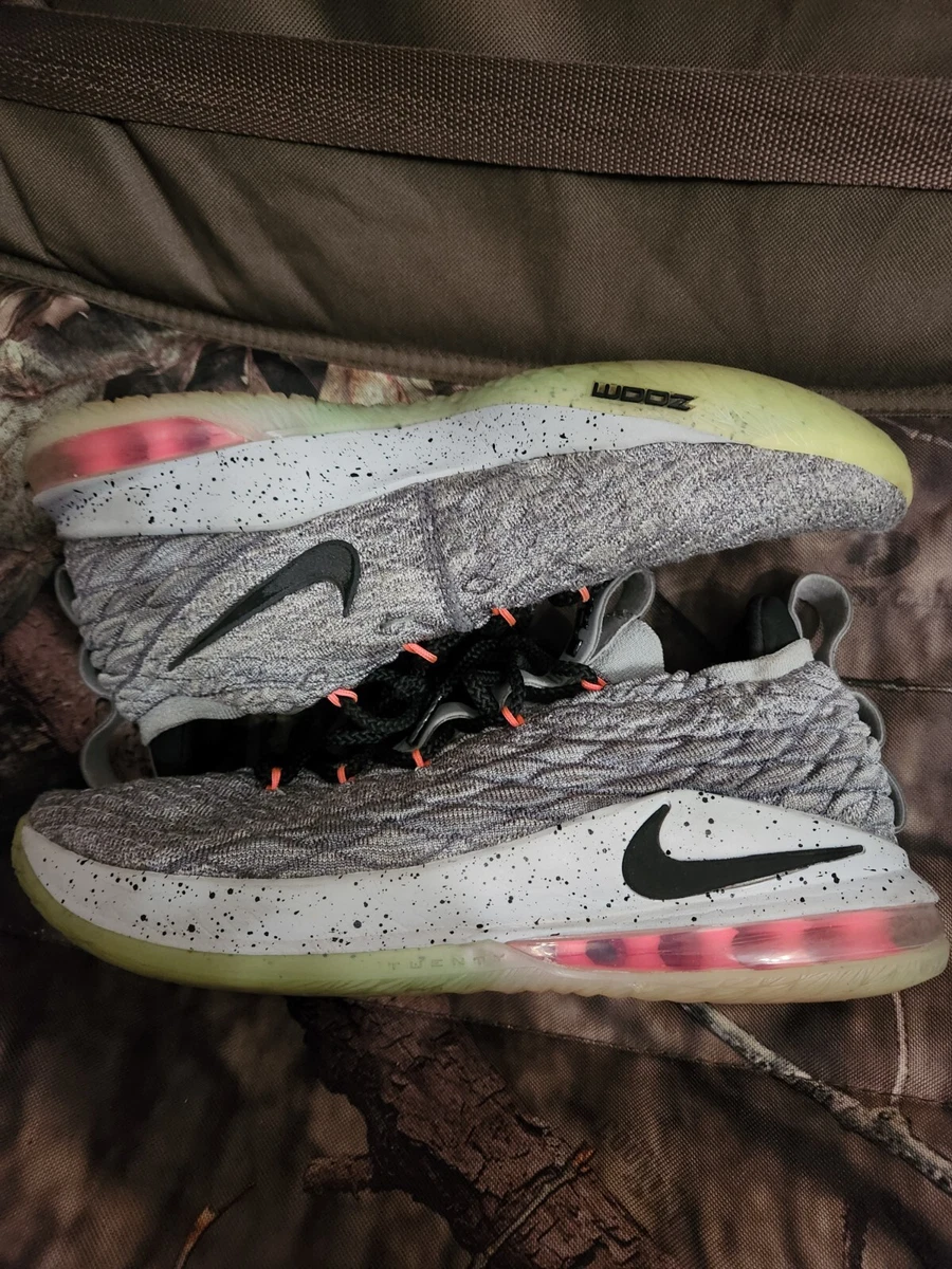 Lebron 15 low pink top