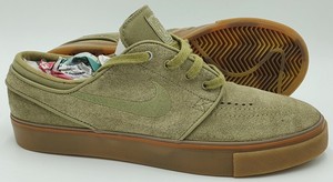 nike janoski olive