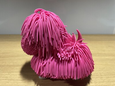 Daumen hoch WBBDOGPN Dancer Noodles The Wobbly Dog - Pink