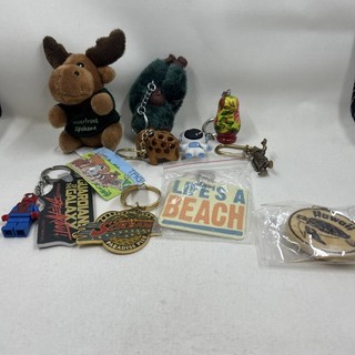 Lot Of 10 Keychains Keyrings Assorted Purse Backpack FOB