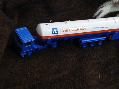 Conrad   1:50 Bedford TM V8 340 ''L'air Liquide, France''  tankzug sattelzug