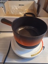 Ancien Appareil À Fondue Électrique Astoria, Avec Caquelon Staub. Vintage