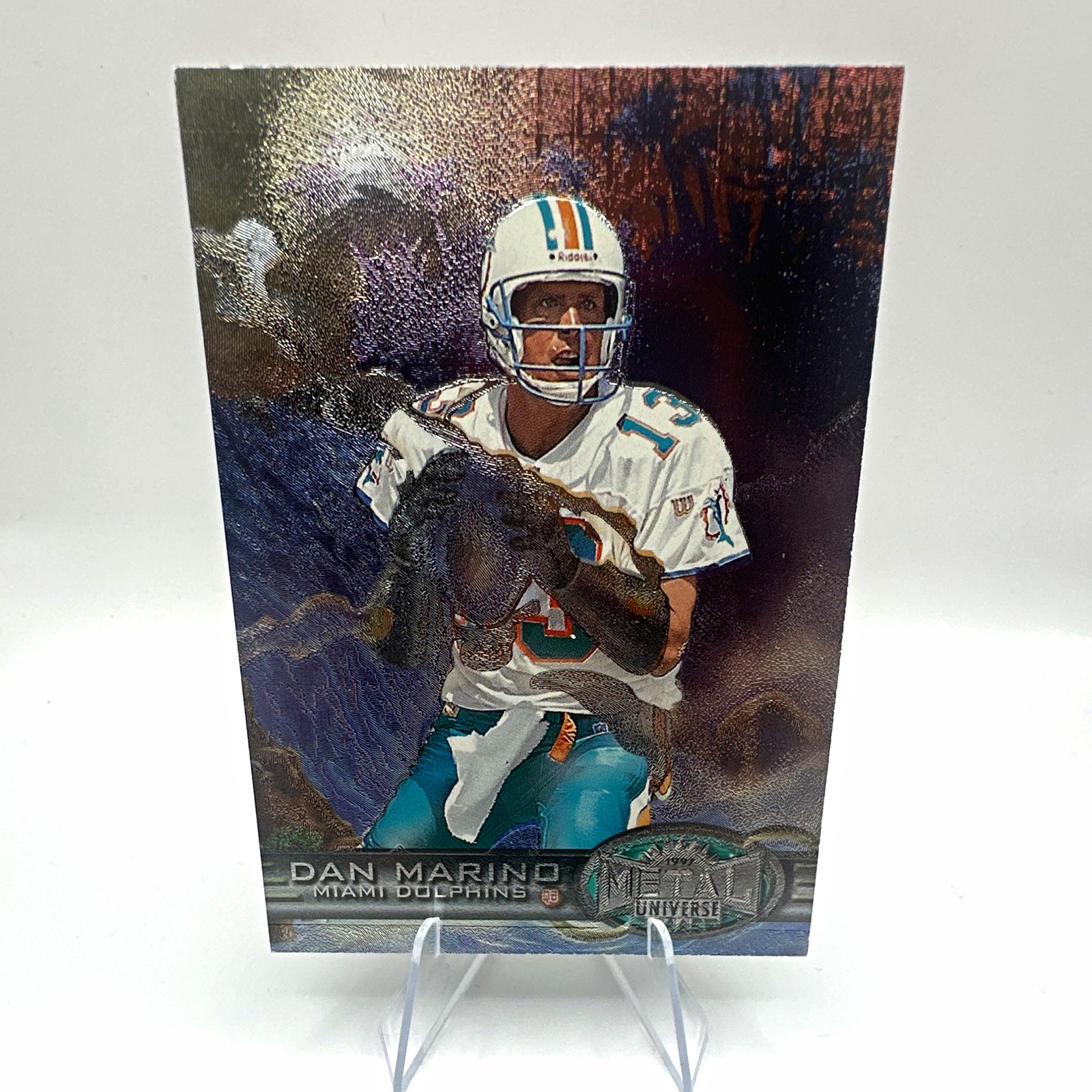 SkyBox 1997 Metal Universe Dan Marino Hologram Base Set #140 Dolphins NFL