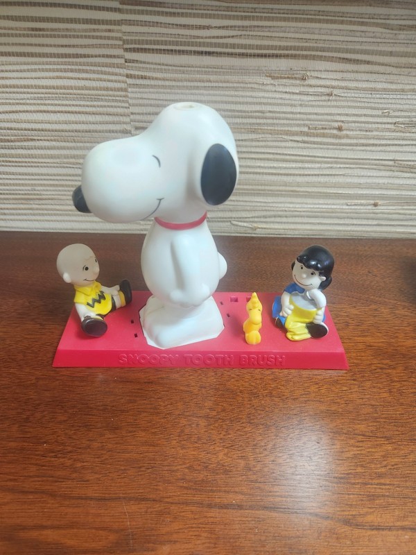 Snoppy Tooth Brush & Holder Vintage