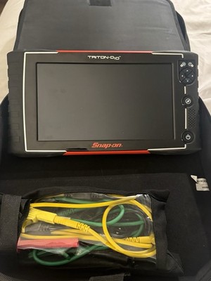 SNAP ON TRITON D10 TOUCH DIAGNOSTIC FULL FUNCTION SCANNER PROGRAMMER