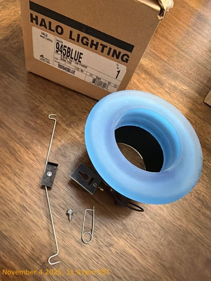 NUEVO Halo Cooper Iluminación Empotrada 945 Azul 5-5/16" Ice Lite Borde Vidrio Esmerilado Foto 2 de 3