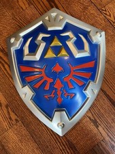 2015 Nintendo Legend Of Zelda - Link Large Toy Shield - Costume