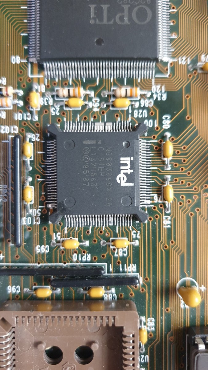 通電のみチェック NEC PC-8801mk2FR 通電のみチェック NEC PC-8801mk2FR NEC PC-8801 本体＋