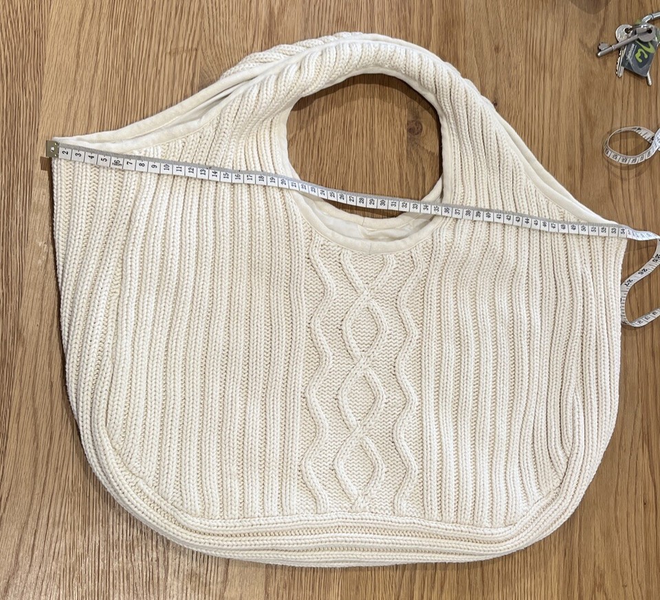 Large cotton slouchy shoulder bag. French brand. Excellent quality