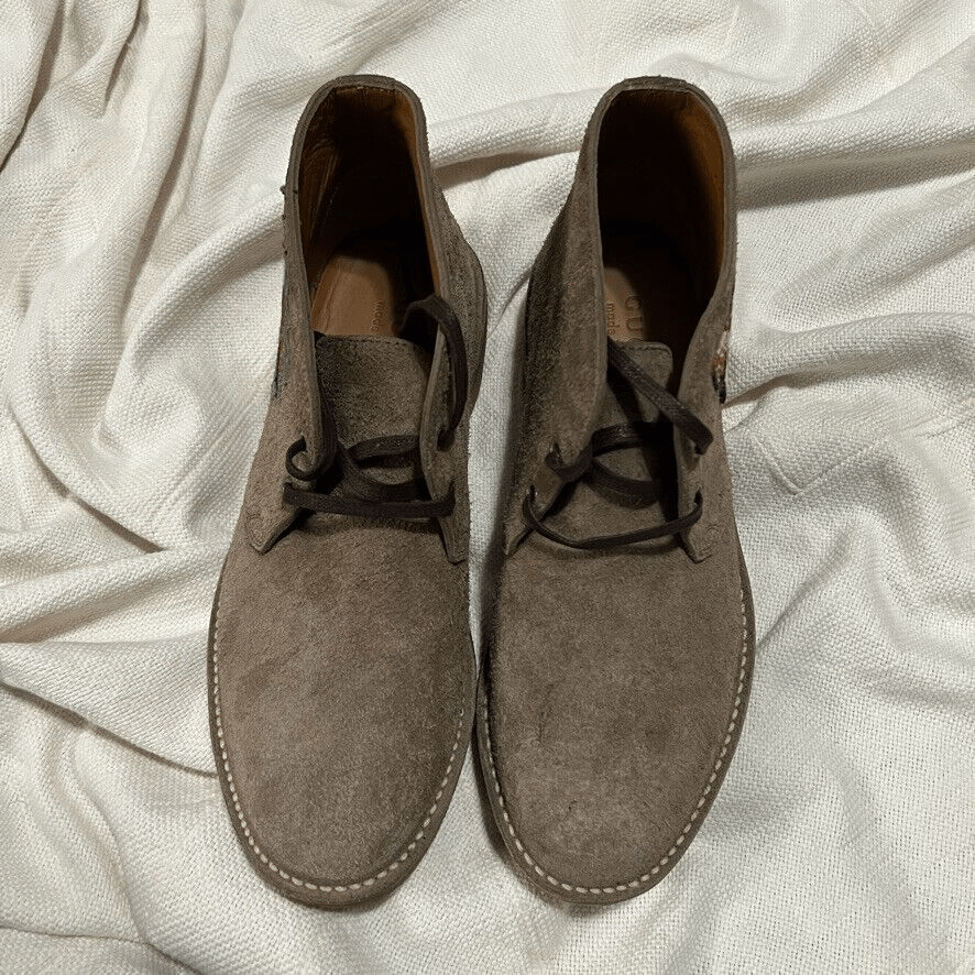Gucci Moreau Embroidered Suede Chukka Boots Men display picture 3
