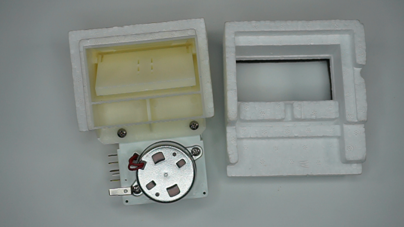 242303001 for Electrolux Frigidaire Refrigerator Air Damper OEM USED