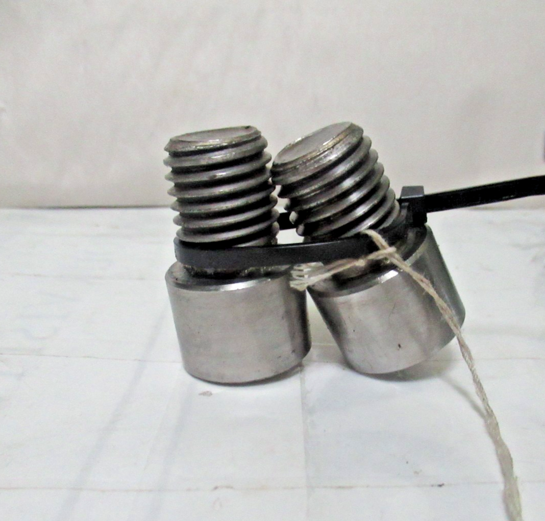 Volvo Penta SX GIMBAL HELMET PIVIOT BOLTS HIGE PINS (PAIR) | eBay