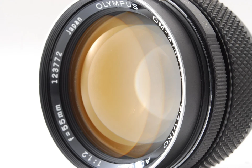 【COMO NUEVO-SIN AMARILLAMIENTO】Lente Olympus OM-System G.Zuiko Auto-S 55mm f/1.2 Foto 3 de 4