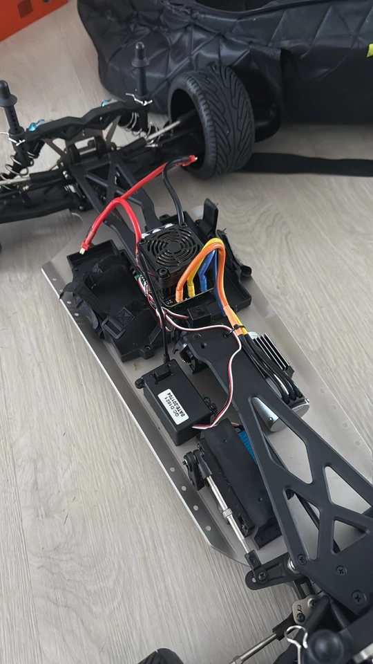 Auto RC Ferngesteuertes - Bild 4 von 4