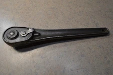 Vintage Indestro 3202R - 1/2" Drive Push Through Ratchet from 1930s, Works Fine