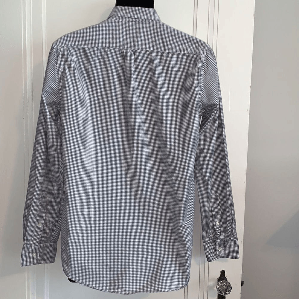 Gap gray/white small checked button collar shirt - image 6