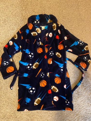 Boys 8/10 Urban Pipeline Microfleece Printed Sports Theme Robe Size Med Belted - 第 1/3 張圖片
