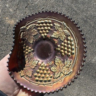 Amazing  Amethyst Grape and Cable Northwood Carnival Plate. Excellent Condition!