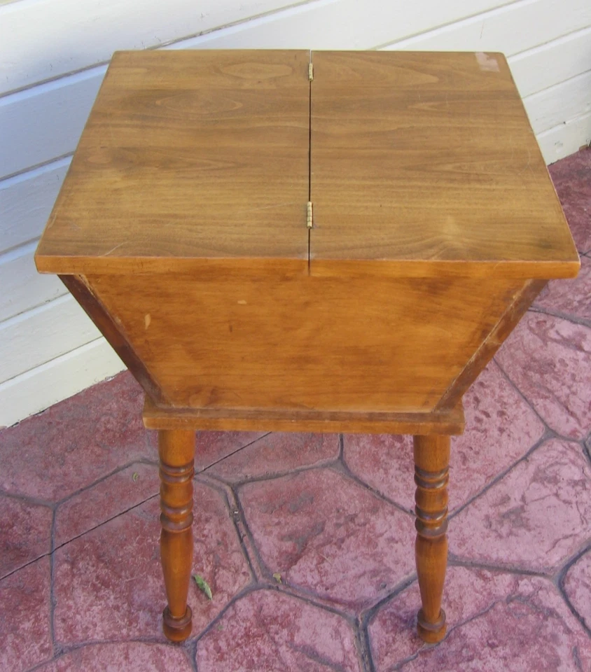 VINTAGE FARMHOUSE COTTAGE WOOD DOUGH BOX END TABLE SEWING BOX FLIP TOP HINGE LID - Image 3 of 4