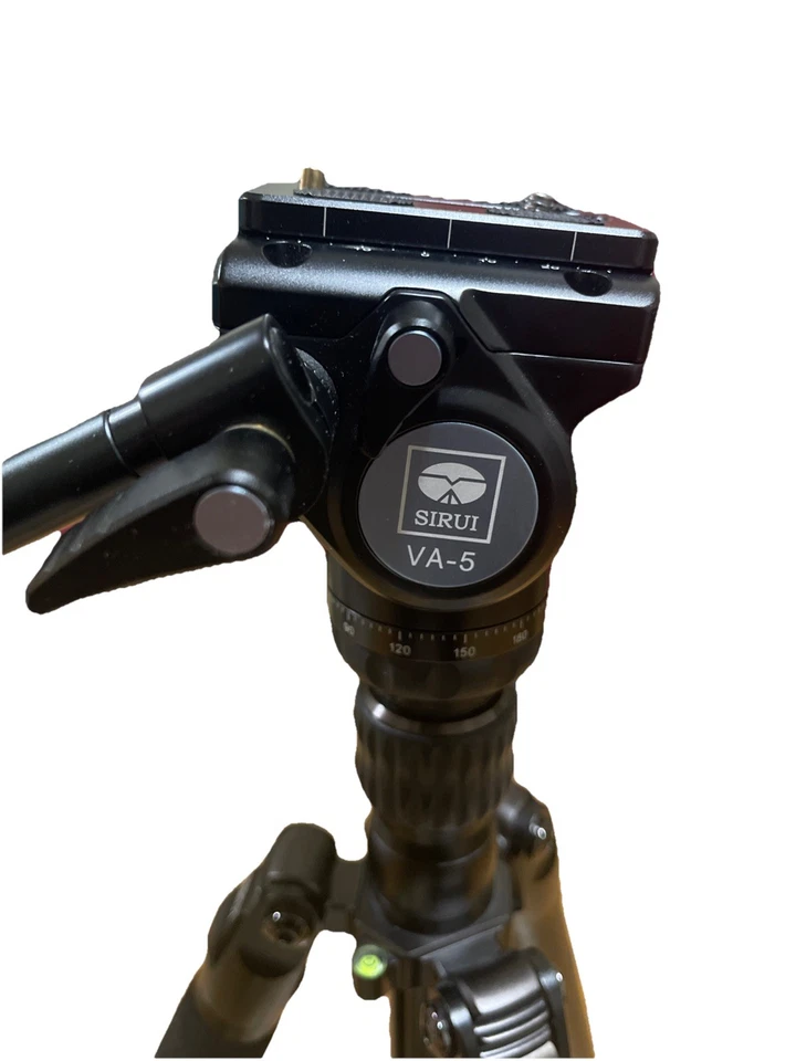 SIRUI ST124+VA5 Carbon Fiber Tripod with VA-5 Fluid Video Head 26.4lb Load - Image 2 of 3