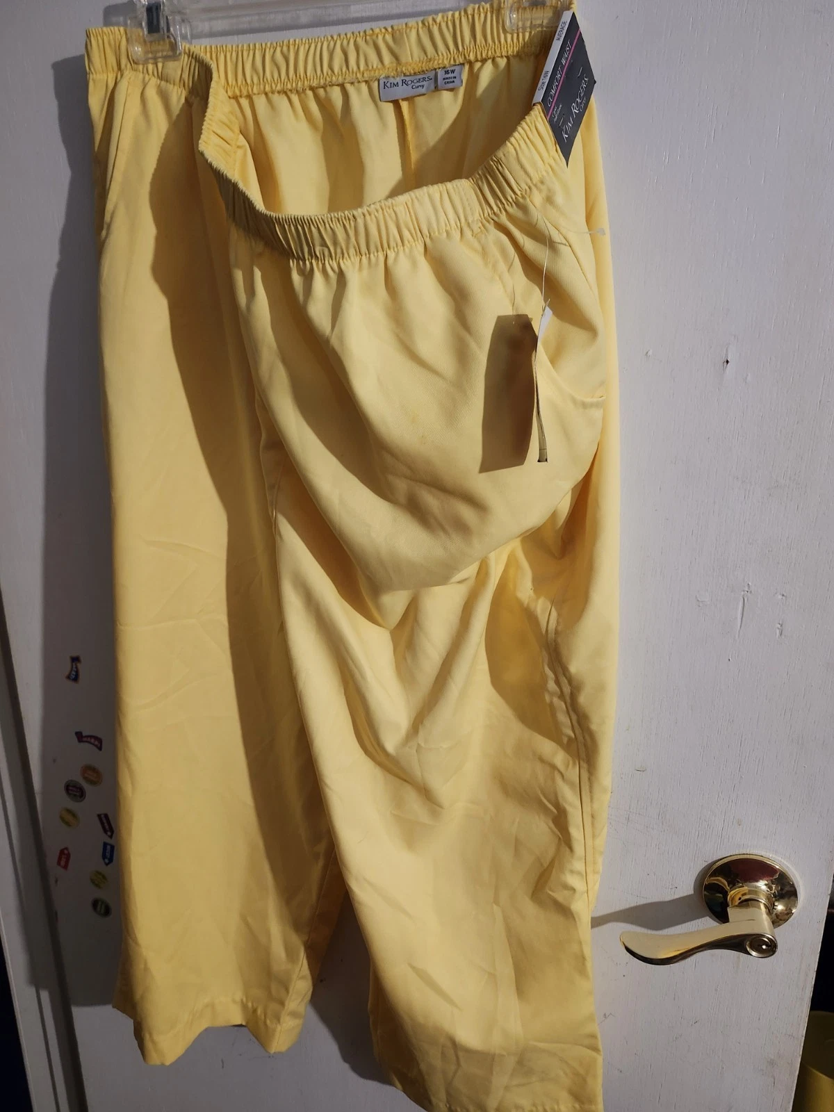 NEW w/tags - Women’s - Kim Rogers Capri Pants - Sz 16 - Yellow - Microfiber