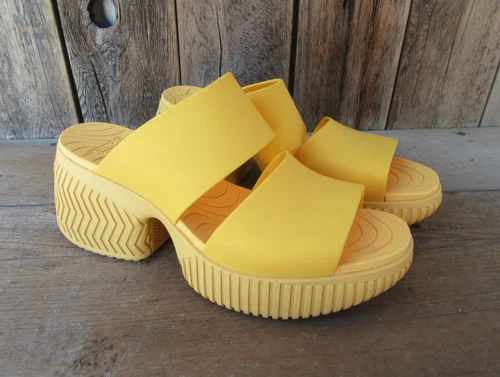 Sorel Ona Streetworks Platform Sandal Yellow Women's Size 11