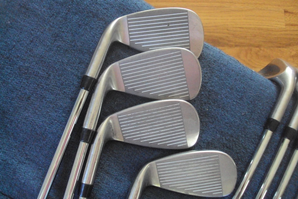 KZG EL 250 irons 4-PW,AW True Temper Dynalite stiff steel std length - Image 4 of 4