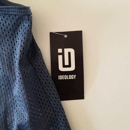 ID Ideology Girls Size M Mesh 2-in-1 Sleeveless Tank Top Blue Cast Pullover - Picture 3 of 6