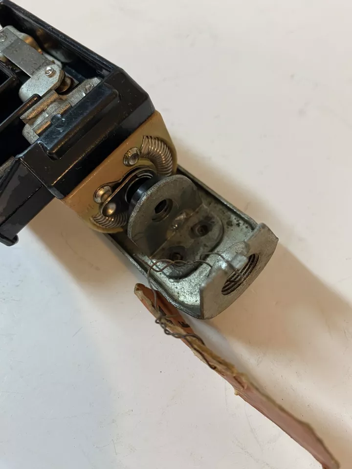 NOS Delco 1958-1960 Dynamic 88, Super 88 98 Headlight Switch Exc. Autronic Eye - Image 2 of 4