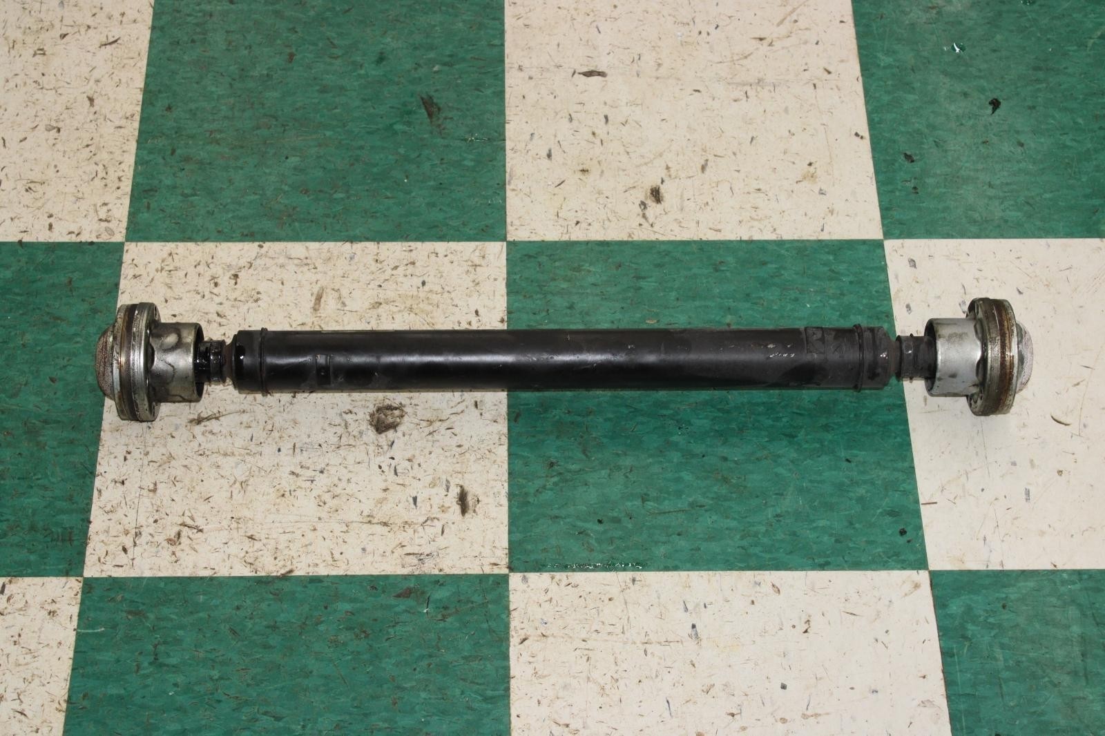 Maserati Ghibli 2014-2019 FRONT Driveshaft