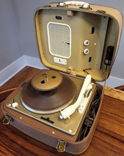 PE Musical 5V Portable Tube Amp Record Player, Elvis Presley's Model, Restored!