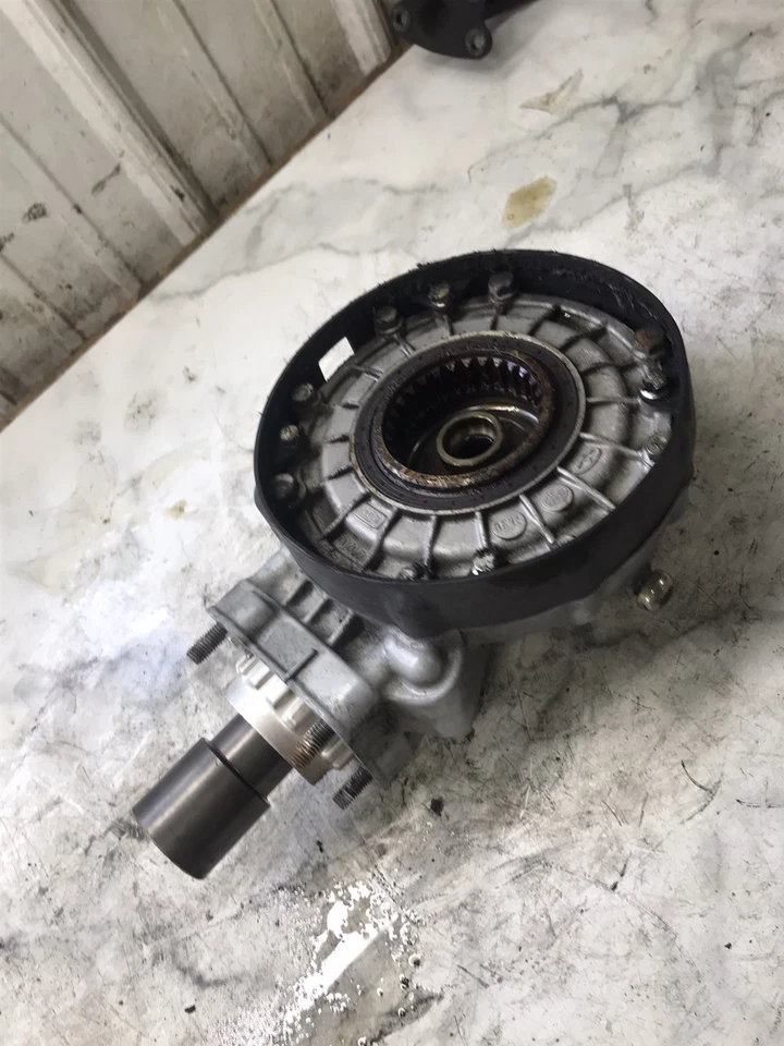 Diferencial de buje de transmisión final Triumph Rocket III 3 Touring 14 Foto 4 de 4