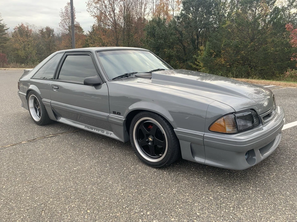 Ford Mustang GT 1992 Foto 2 de 4