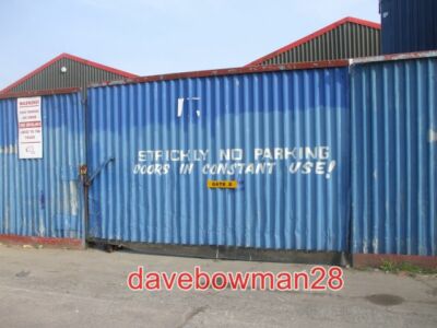 FOTO STRICKLY KEIN PARKEN VON CURRAN RD CARDIFF 2010