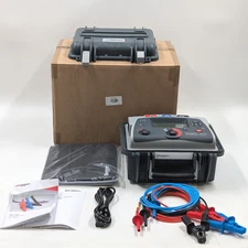 Megger MIT515 5kV Insulation Resistance Tester in Protective Case - Gray