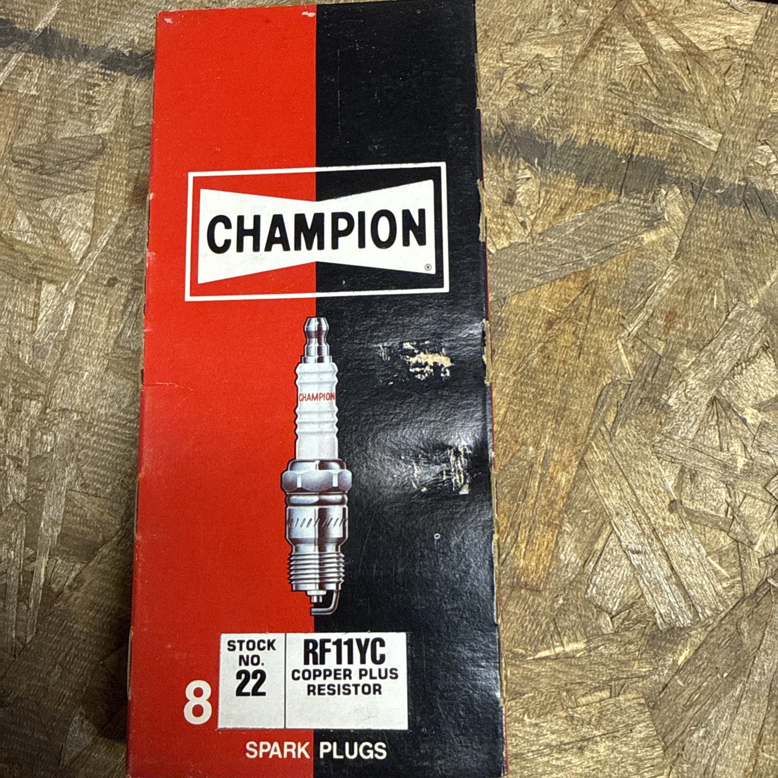 Champion Copper Plus Spark Plugs 22 RF11YC - 8 Pack NOS