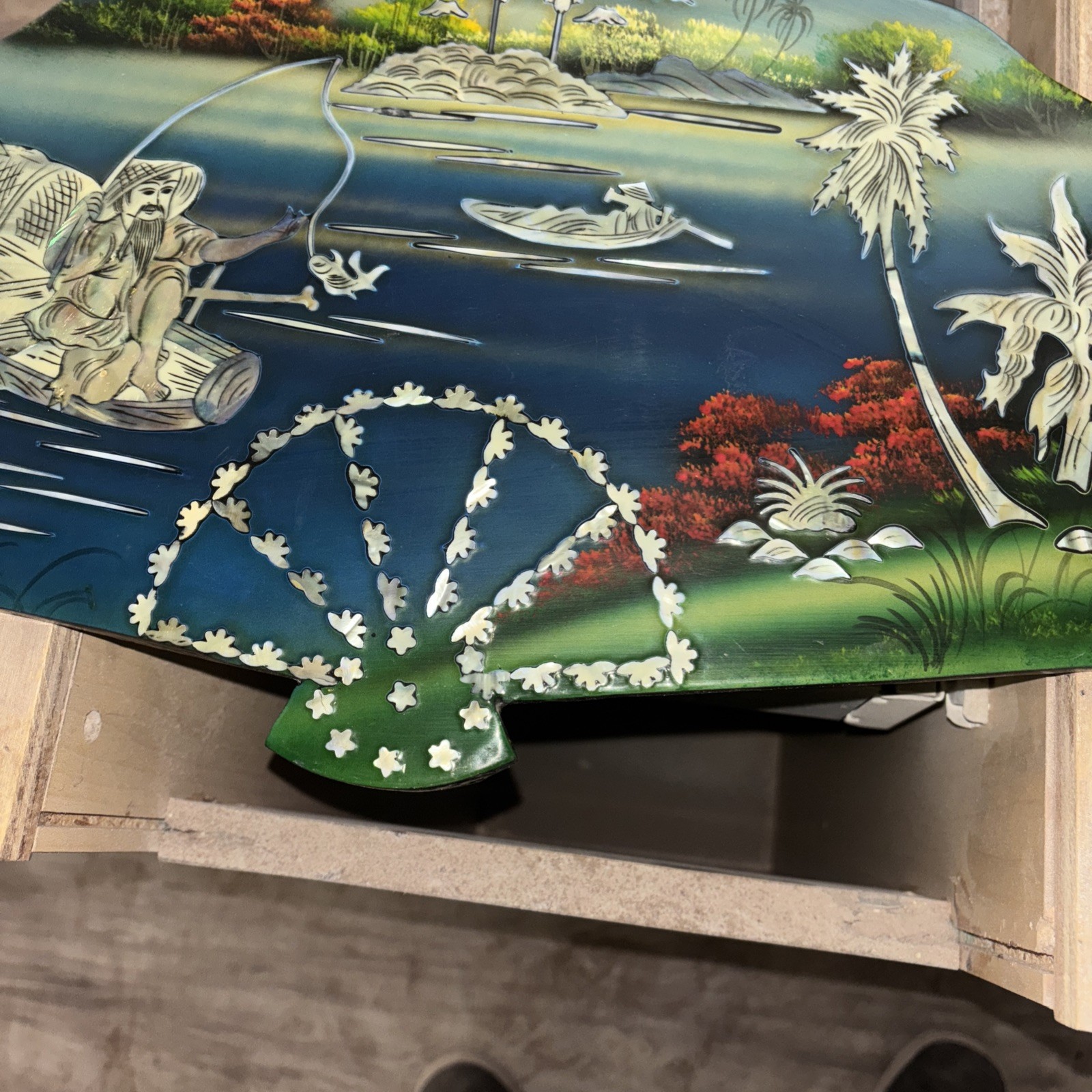 Vintage Hand painted Mother Of Pearl Inlay Oriental Decorative Wall Fan