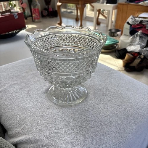 Vintage Anchor Hocking Wexford Pattern Pressed Glass Footed Pedestal Bowl, AS IS