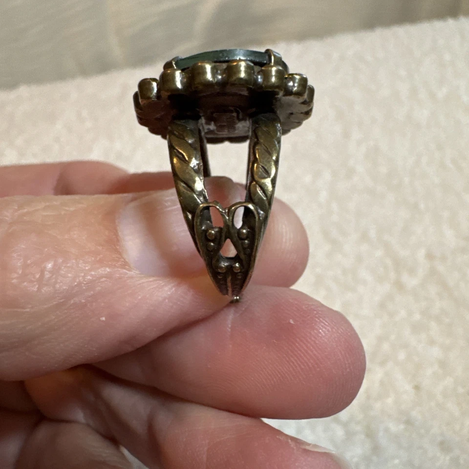 Anillo de Cóctel Sorrelli Aqua Talla 5.5 Ajustable Cristal Amarillo Halo Firmado Foto 3 de 4