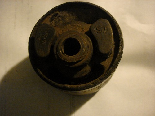 171-199-231c motor mount left and rear on vws water cooled 75-93 most all 63mm - Bild 2 von 3