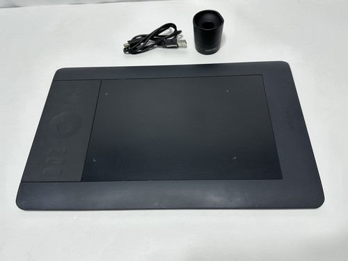 WACOM PTH-450/K Intuos 5 Touch S Graphic Tablet Only -No Pen or Dongle -Untested