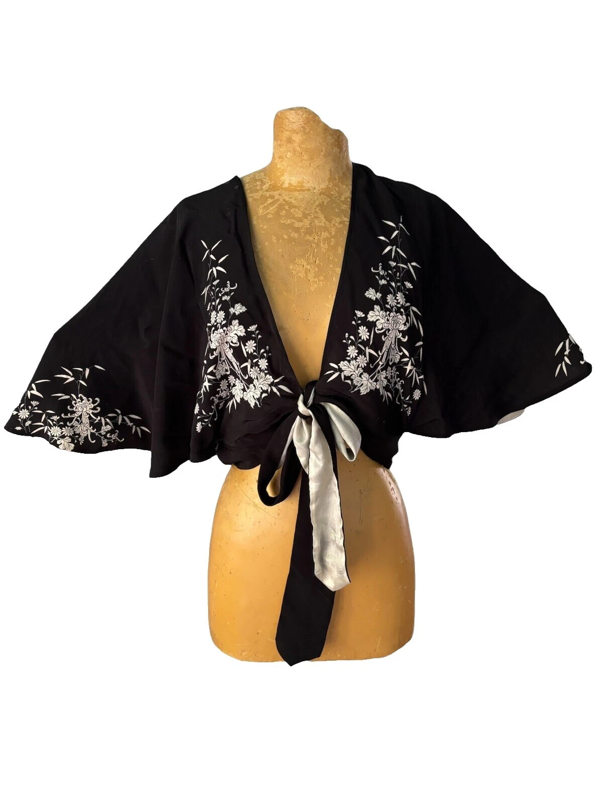 Black 1940s Vintage Tops for Women