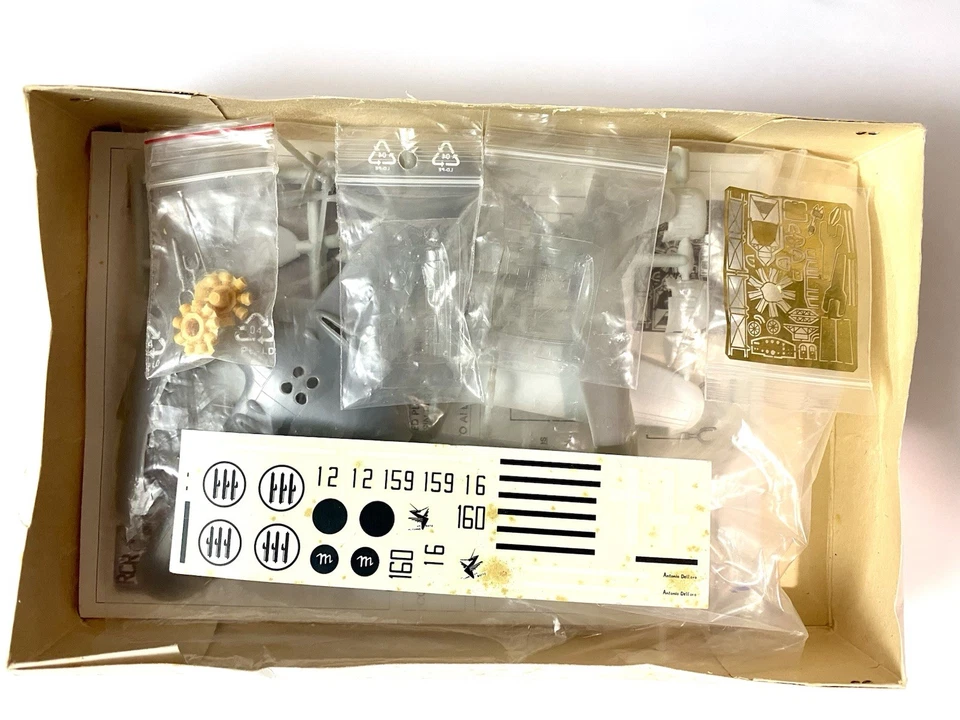 Breda Ba.65 A.80 RCR 1/72 RCR P002 Kit Multimediale Vintage Raro - Immagine 2 di 4